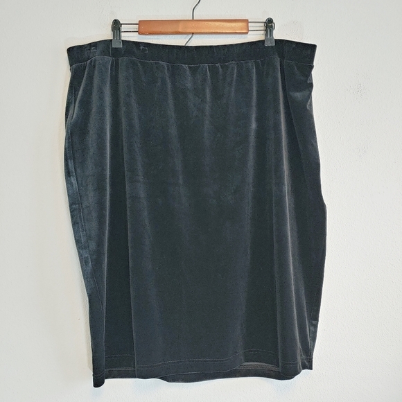 Universal Standard Black Velvet Midi Skirt Sz L Cocktail Party Classic Evening - Picture 1 of 3